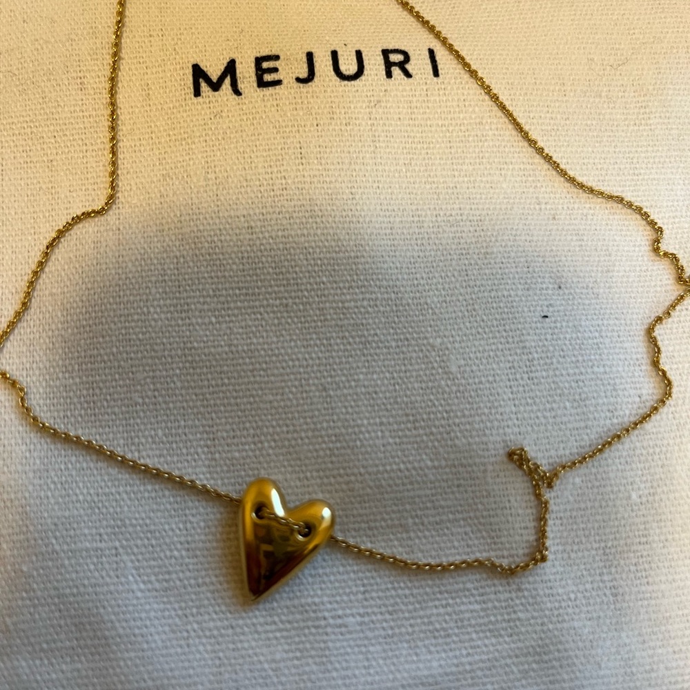 Mejuri gold vermeil heart necklace